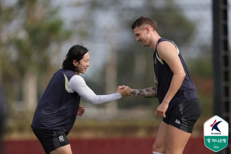 광주FC 선수단, 화재 차량서 운전자 구조…연맹 표창 추진
