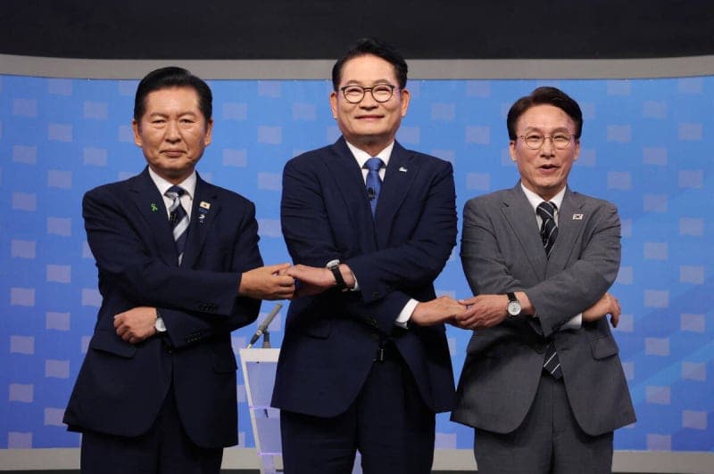 민주당 당대표 후보들, 마지막 TV 토론서 '배신' 난타전과 정책 책임론 격돌