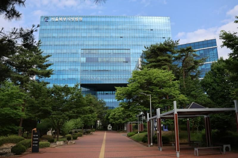 가전 할인해 줄게 신혼부부 등친 전 LG전자 매니저 1심서 징역 3년 6개월