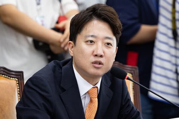 이준석 '사전투표 오입력 한 건도 없다'… 부정선거 음모론 반박