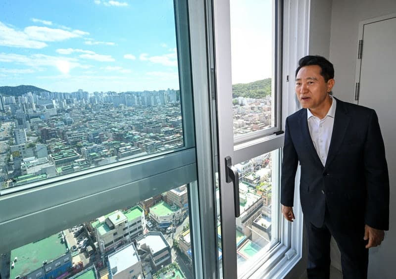오세훈 서울시장 "폐버스 청년주택은 황당한 발상, 청년 주거 이해 부족"