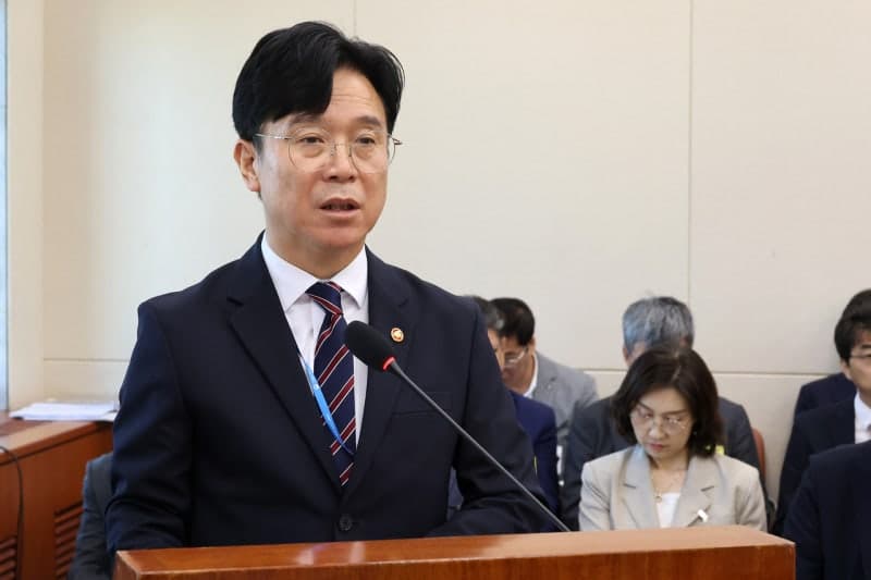 김영훈 노동장관 "노란봉투법 쟁의기준 제도화 검토"…호남 메가특구 주52시간은 신중