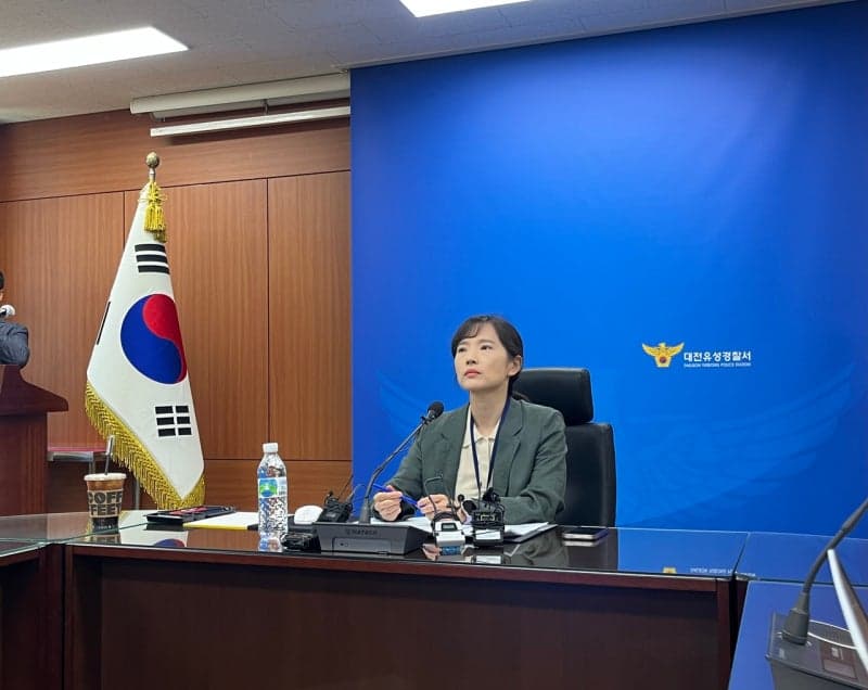 가짜 앱·위조 사원증으로 15억 가로챈 투자리딩 사기 일당 8명 검거
