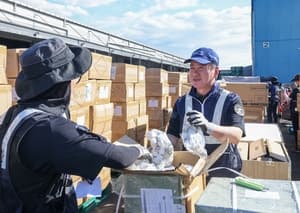 이종욱 관세청장, 폭염 속 인천항 현장 점검…위험근무수당 신설 추진