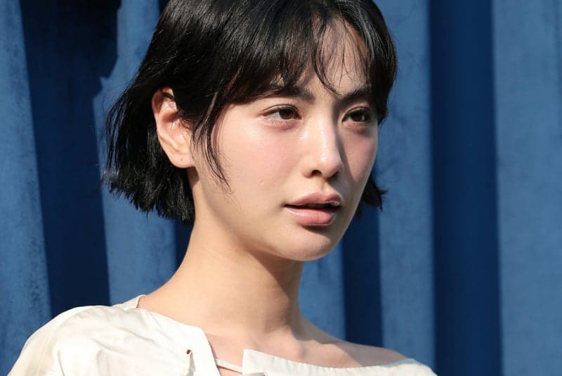 나나 모녀 자택 침입해 흉기 위협한 30대, 항소심서도 혐의 부인