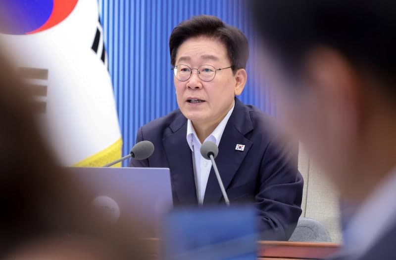 이재명 대통령, 부동산·국방 개혁 총력전 지시