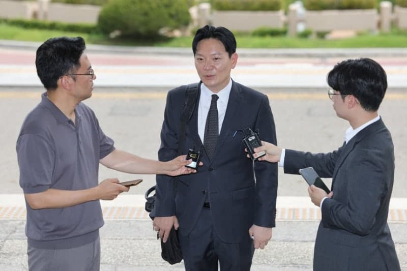박상용 검사, 법무부 감찰위 출석…“선수가 심판 교체하는 격” 절차 비판