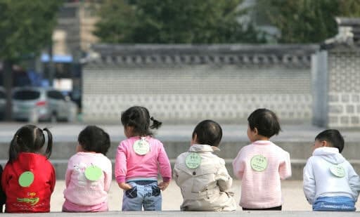 아이돌봄서비스 대기 40일 육박…돌봄사 처우 개선이 관건