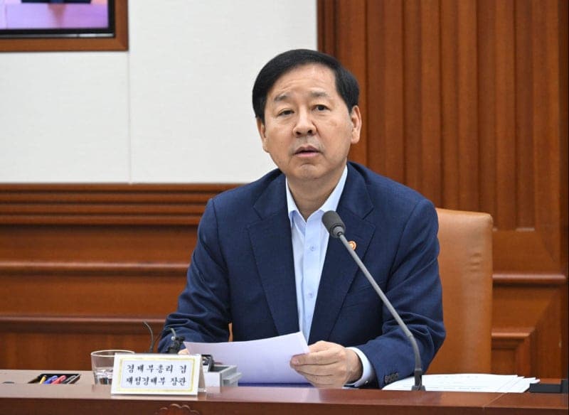 구윤철 부총리 "투자 지연 해소하고 청년 일자리 회복에 총력"