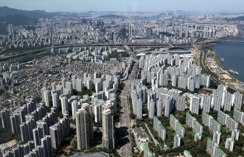 국무총리가 직접 챙기는 주택 공급, 범정부 점검회의 신설하고 상황판 도입