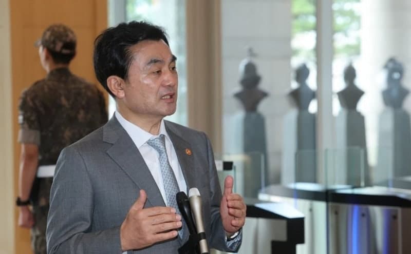 안규백 국방장관 "유엔사 경비여단 창설 없다"…사관학교 통합도 재확인
