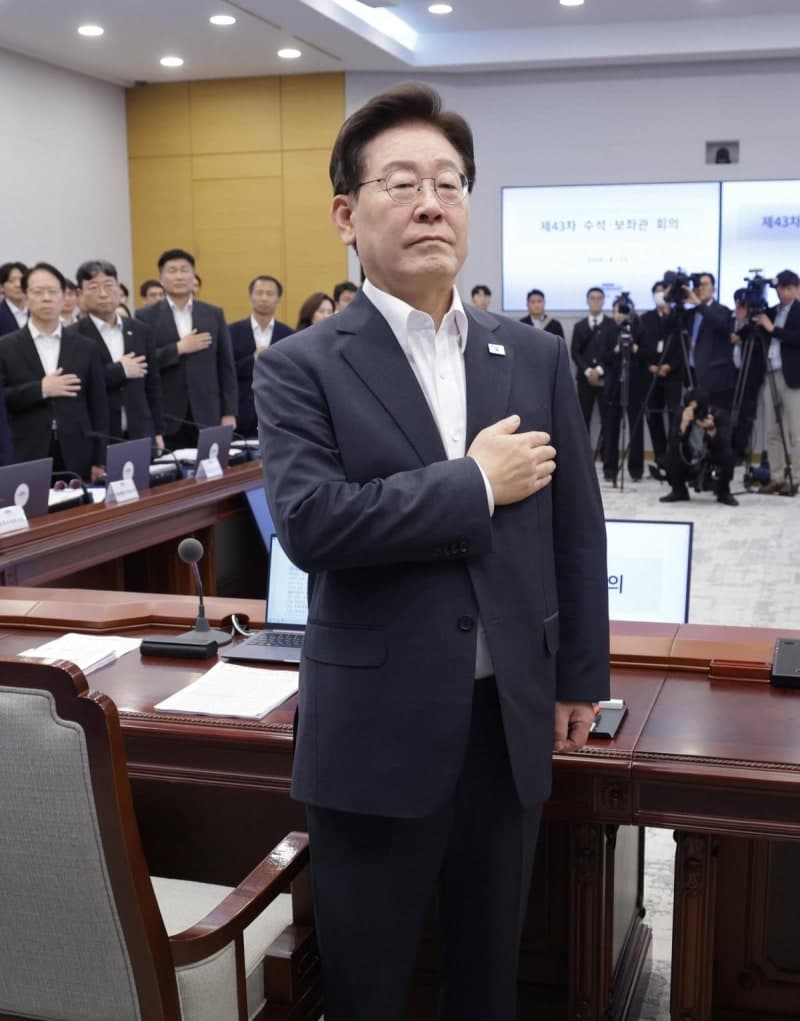 이재명 대통령, 4년 중임 개헌 의지 표명…정치권 '꼼수' 공방
