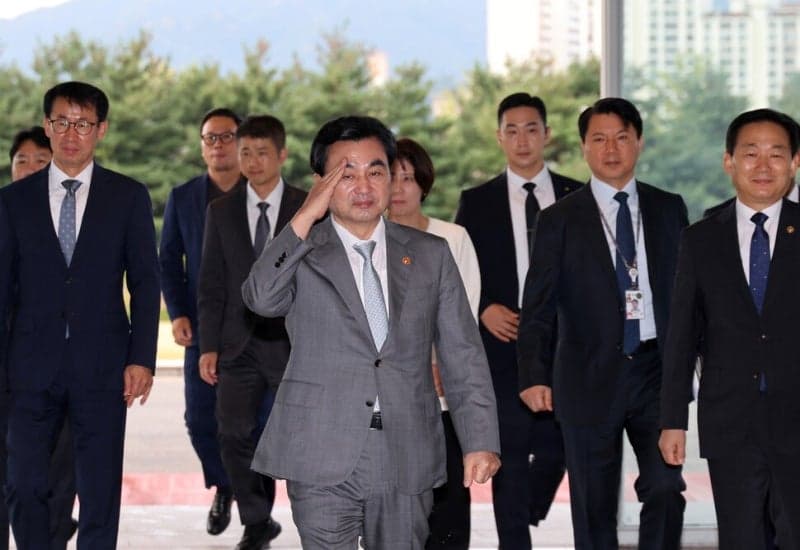 안규백 국방장관, 사관학교 통합 재확인…유엔사 경비여단 창설은 백지화