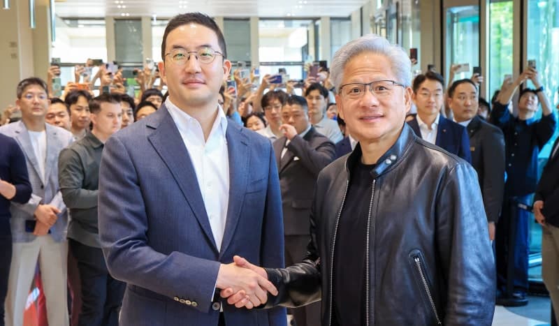구광모 LG 회장-젠슨 황 엔비디아 CEO 실리콘밸리 재회 임박에 LG전자 급등