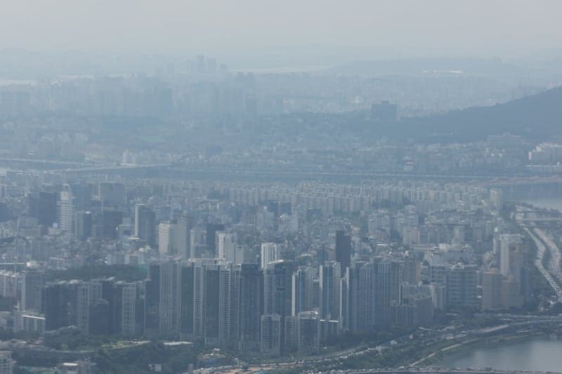 서울 아파트 토지거래허가 신청 3개월 연속 감소…가격은 상승세 지속