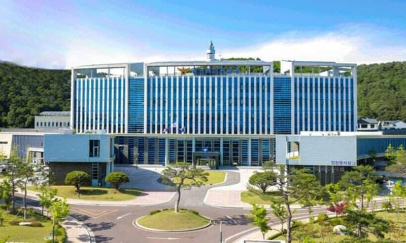 강원랜드 사칭해 780억대 불법 도박사이트 운영한 러시아계 일당 58명 검거