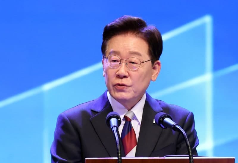 이재명 대통령, 인니 7.7 강진에 깊은 위로…조속한 일상 회복 기원