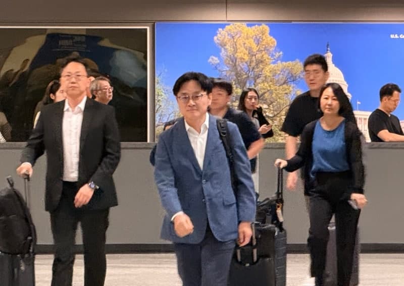 김정관 산업장관 미국행…대미 투자 2천억 달러 막판 쟁점 조율