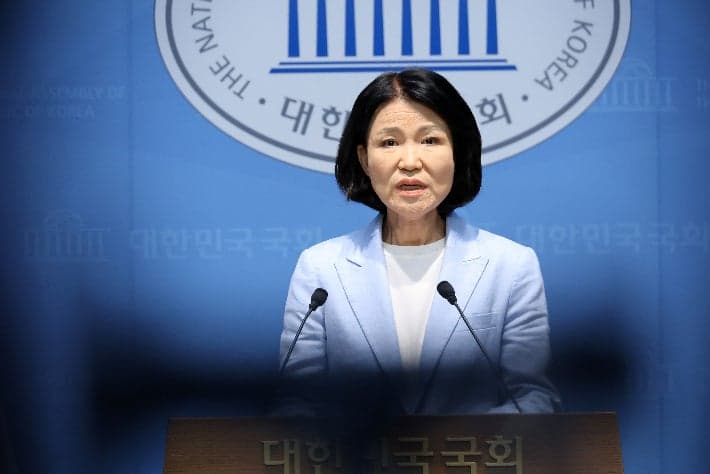 5·18 재조명 포럼 강행한 이진숙 의원, 국민의힘 윤리위 제소