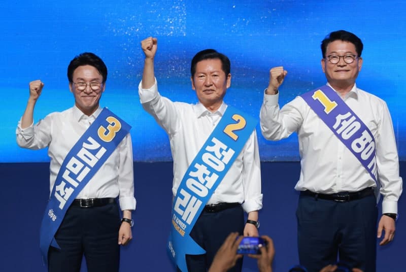 민주당 전당대회, 이재명·문재인 '단합' 한목소리