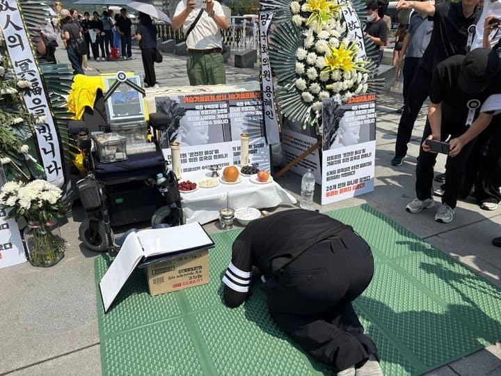 가습기살균제 피해자들, 고 서영철 대표 유언 따라 광화문서 닷새째 농성