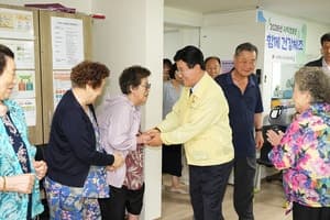 종로구, 65세 이상 어르신 위한 '시니어 동행상점' 운영…요금 할인 혜택