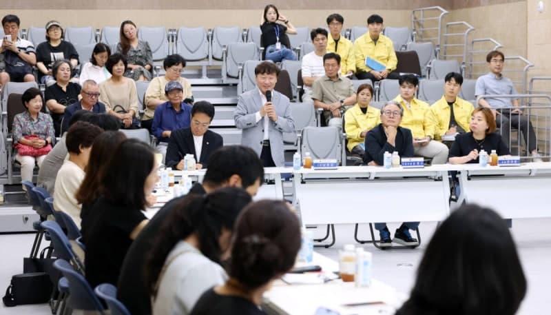 남종섭 경기도의회 의장, 9월 개교 앞둔 용인 기흥중 현장 점검