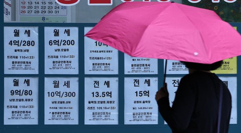 전세 씨 말랐다… 서울 아파트 10가구 중 4가구는 월세 시대