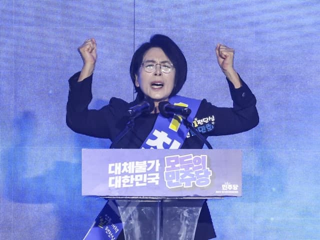 최민희 "수석최고위원 당선은 정청래 덕분…끝까지 함께할 것"