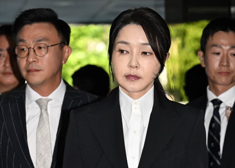 종합특검, '관저 이전 특혜 의혹' 김건희·윤한홍 불구속 기소
