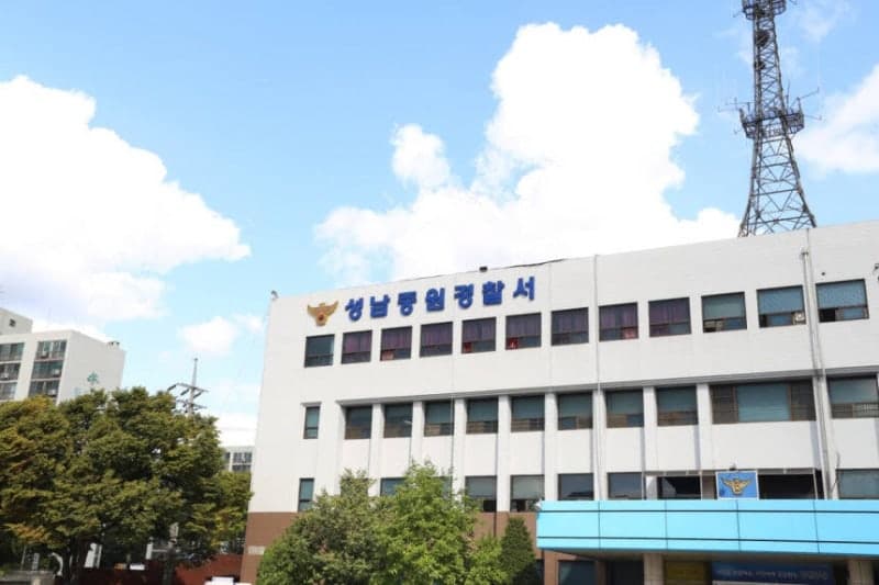 스토킹 고소에 앙심 품고 옛 연인 보복 살해한 50대 구속 송치