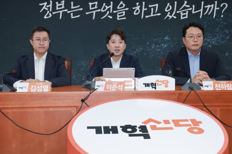 선택적 모병제 찬성 47%·여성 징병제 60%…2030은 '현행 유지' 선호