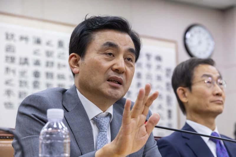 안규백 국방장관 "트럼프의 '노 땡스' 발언은 사실과 다르다"