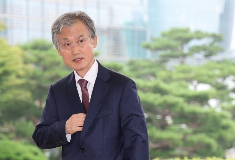 조희대 대법원장 '서면 제청' 강행에…청와대 "임명권 무시" vs 민주당 "사퇴하라"