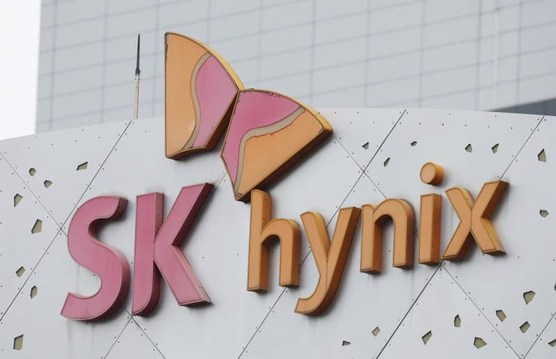 SK하이닉스, AI 시대 인재 찾는다…학력 제한 폐지하고 전국 채용설명회