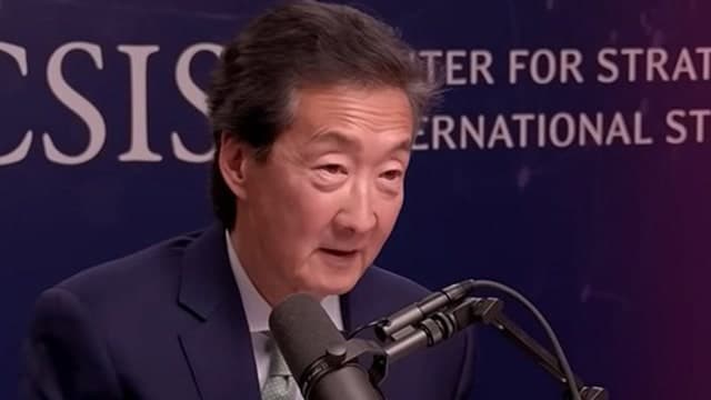 빅터 차 "트럼프, 이란엔 핵 불허·북한엔 타협적 접근…합리적 선택"