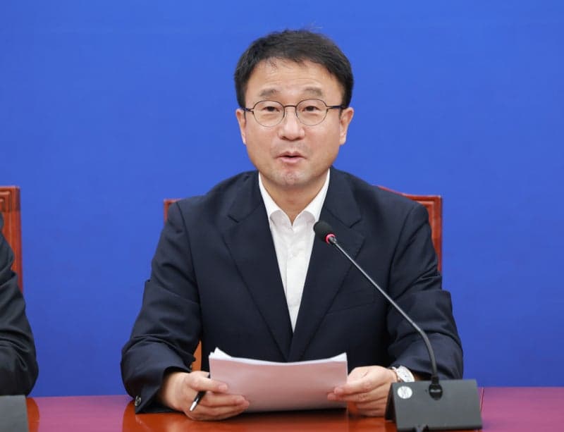 한병도 "용산공원 부지, 미래 세대 위한 양질의 주택 공급지로 논의해야"