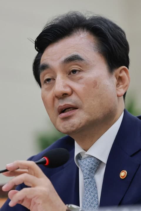 북한, 군사분계선 일대 '국경선화' 공사 2028년 완료 예상
