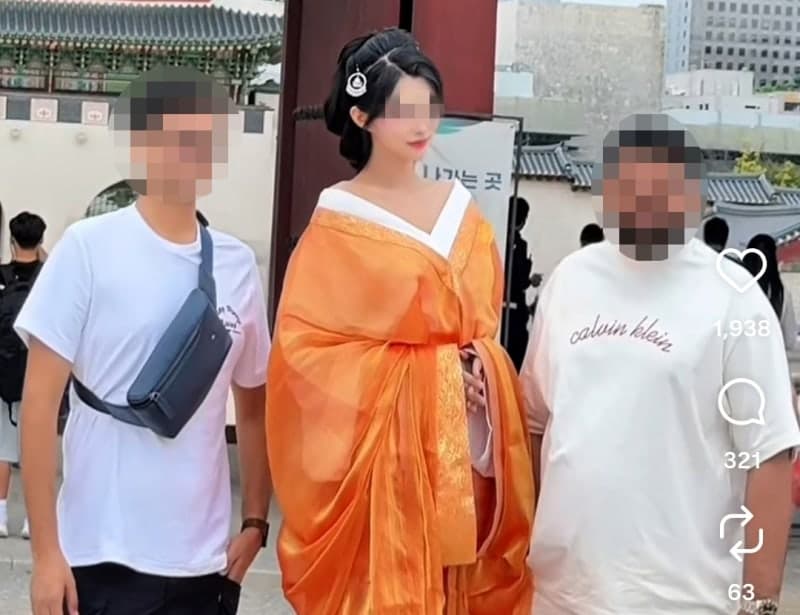 경복궁서 '한푸' 입고 촬영한 중국 인플루언서들…서경덕 "한복 오해 우려"