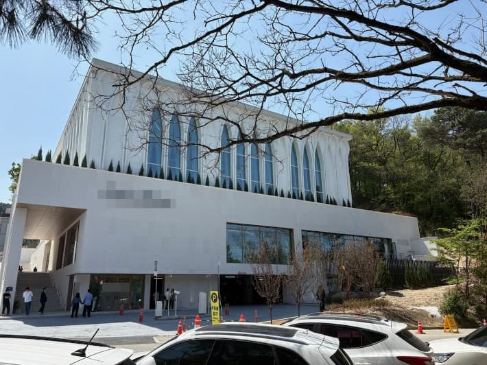 대전 서구 무신고 예식장 폐쇄 처분, 행정심판위 집행정지로 제동