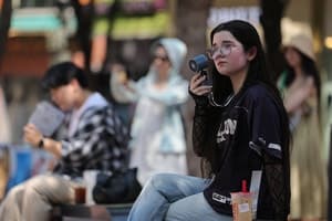여름방학 지하철 이용객 분석…청소년은 홍대, 어린이는 잠실, 외국인은 명동