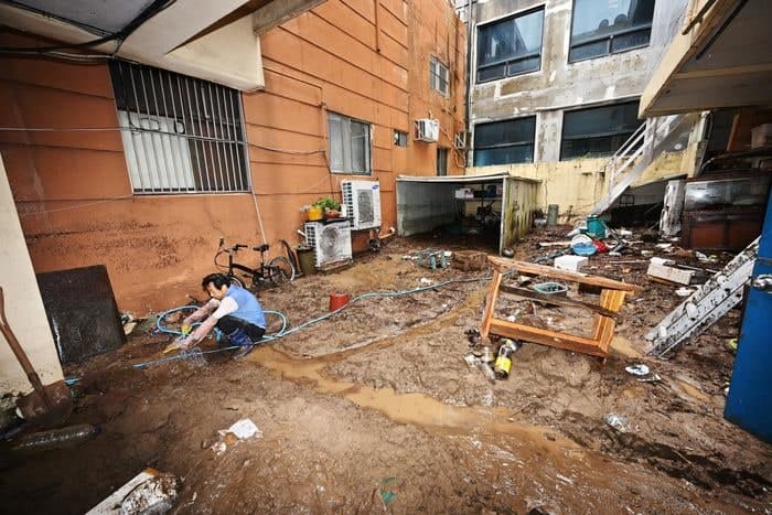 금한승 기후차관, 968㎜ 폭우 덮친 거제 찾아 하천·상하수도 복구 점검