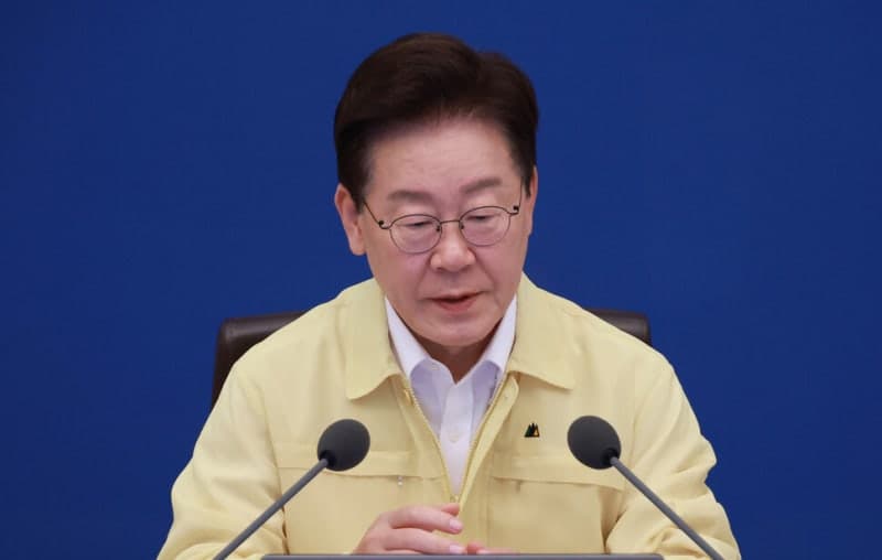 이재명 대통령 지지율 45%로 소폭 반등…긍정·부정 평가 동률