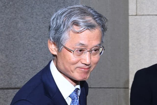 조희대 대법원장 증인 채택, 여야 사법부 장악 공방 격화