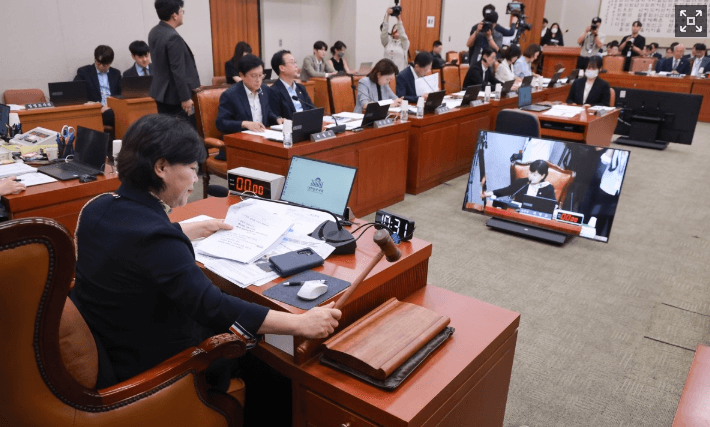 조희대 대법원장 '서면 제청' 강행에 청와대 "헌정사 초유의 일방 통보" 반발
