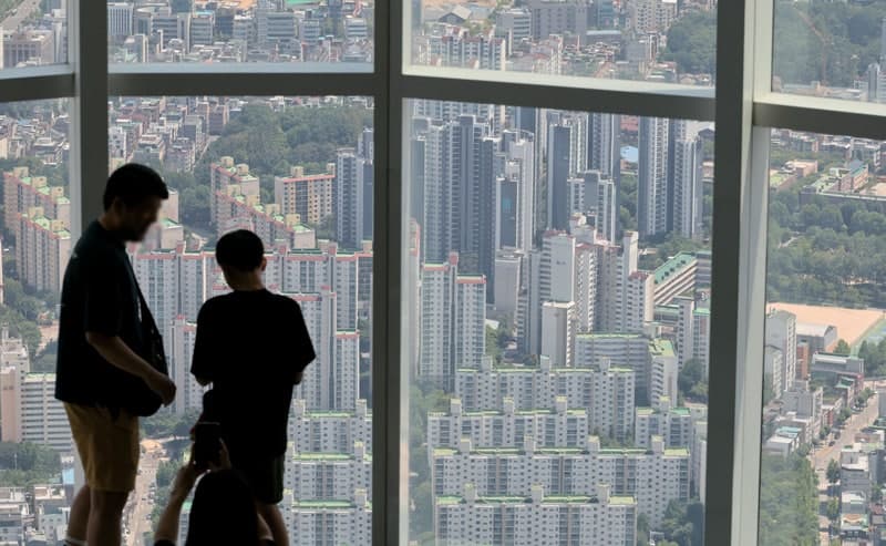국세청, '황제사택' 42% 적발…법인주택 사적 유용 엄정 세무조사