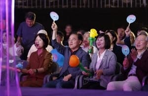진교훈 강서구청장, '2026 여름밤의 페스티벌' 현장 찾아 구민과 소통