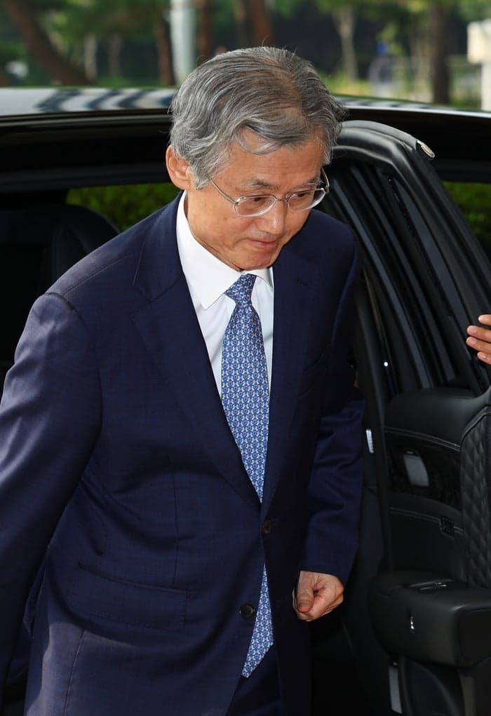 조희대 대법원장 서면 제청 논란, 대법원과 청와대 진실 공방 점입가경
