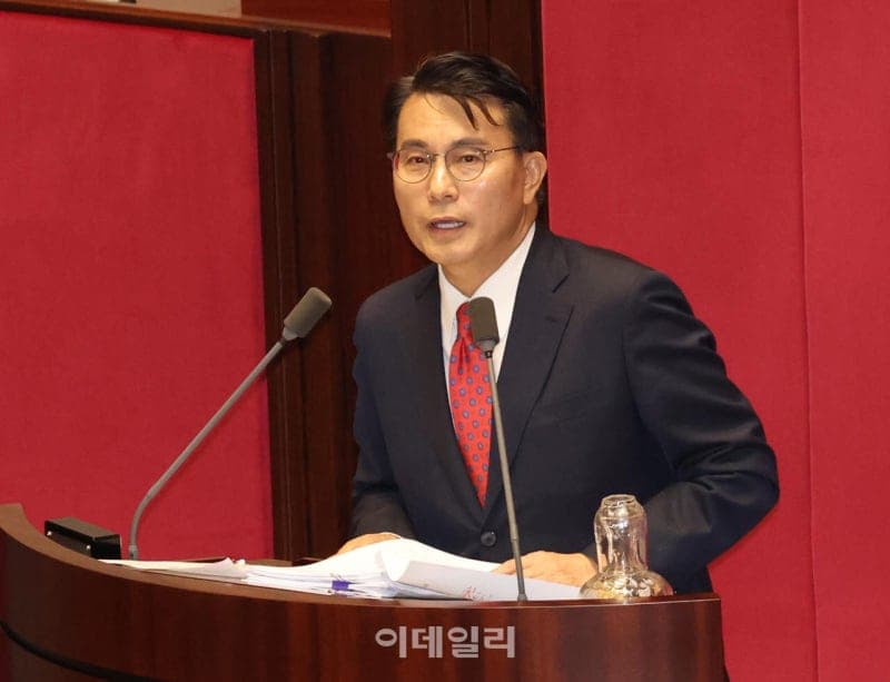 국민의힘 중진들, 장동혁 대표 '징계 정치'에 "뺄셈정치 멈추고 통합해야"