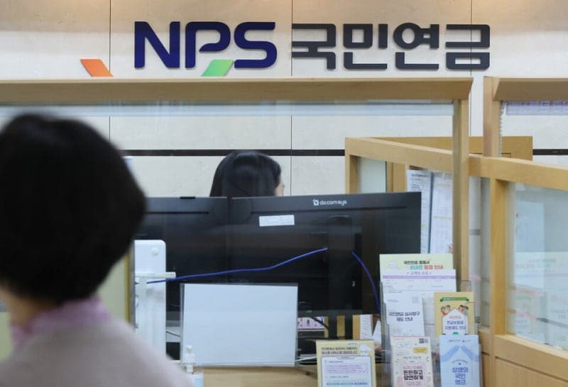 국민연금 연계 기초연금 감액 804억 돌파…빈곤 노인 78만명은 '줬다 뺏는' 구조에 갇혀